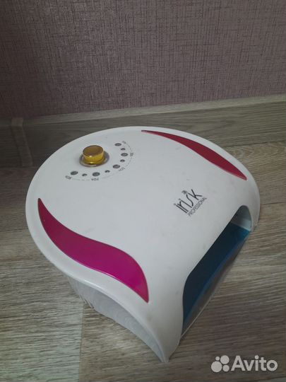 Лампа для ногтей