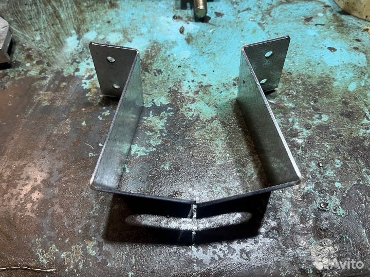 Кронштейны моторов фароочистителей 2108