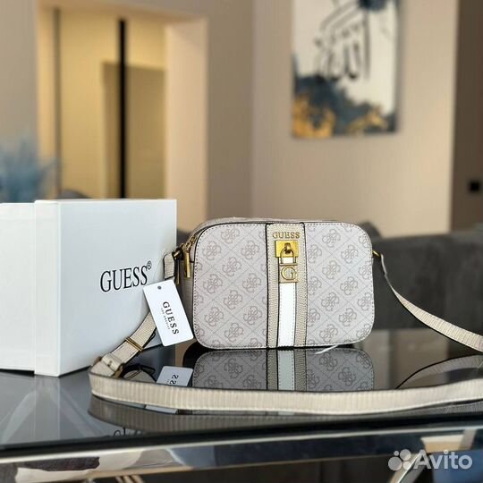 Сумка кросс-боди Guess