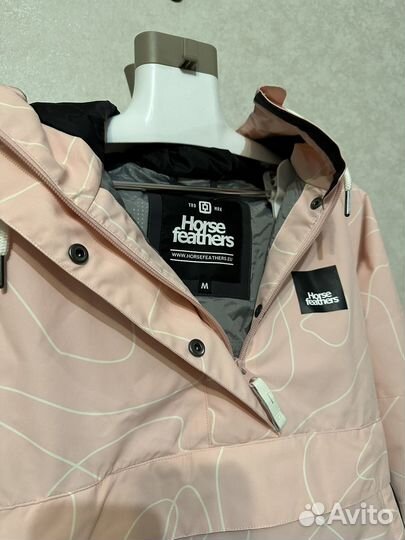 Куртка для сноуборда женская