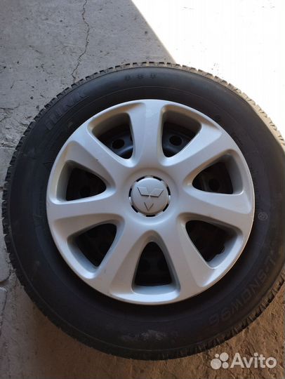 iLink L-Snow 96 215/65 R16 88