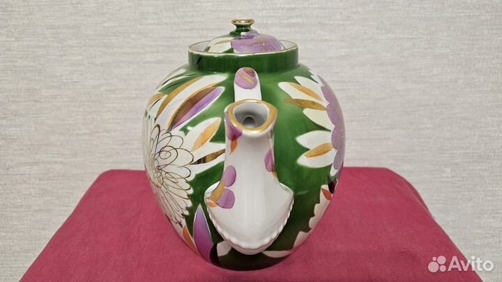 Большой фарфоровый трактирный чайник СССР