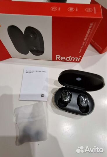 Беспроводные наушники новые Redmi (реплика)