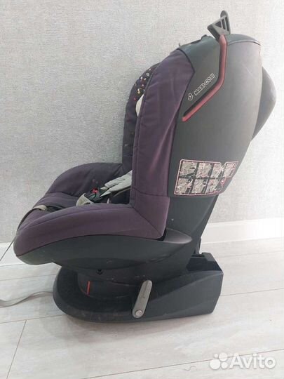 Автомобильное кресло maxi cosi