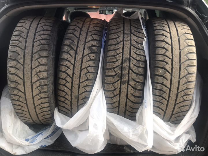 Bridgestone Ice Cruiser 7000 235/65 R17 108