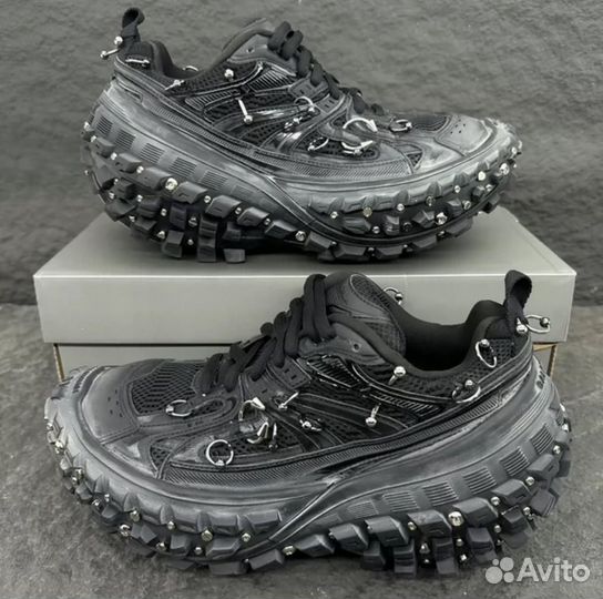 Balenciaga Defender Piercing