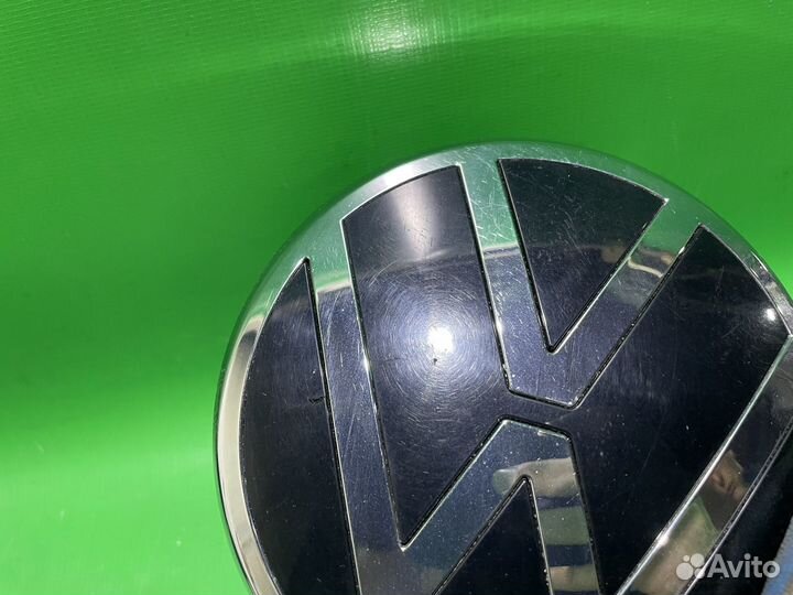 Эмблема решетки радиатора VW Polo 2020+