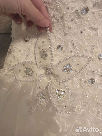 Свадебное платье. Размер 44