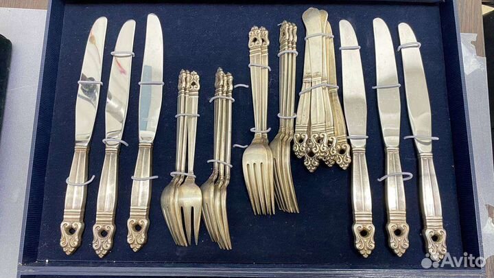 Серебряный набор столовых приборов Royal Danish