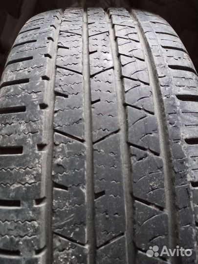 Sava Eskimo Stud 215/65 R16 98T