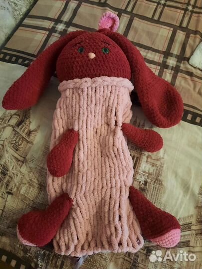 Вязаные игрушки зайка
