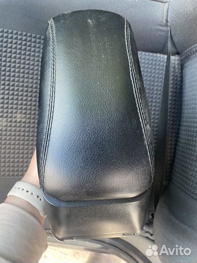 Подоконник renault logan