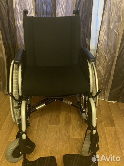 Коляска инвалидная