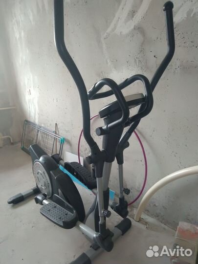 Эллиптический тренажер HouseFit HB- 8120 HP