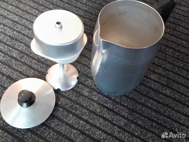 Гейзерная кофеварка ссср,новая