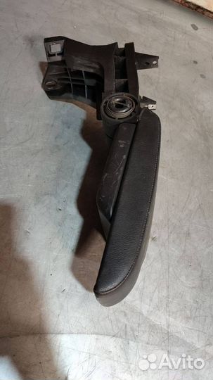 Центральный подлокотник BMW 3 E46 1999 51168213678