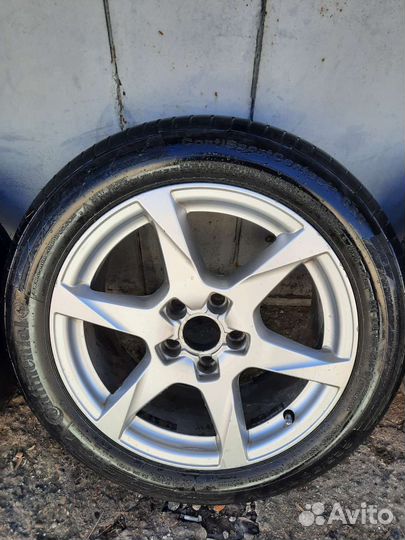 Комплект литых дисков r17 на Audi