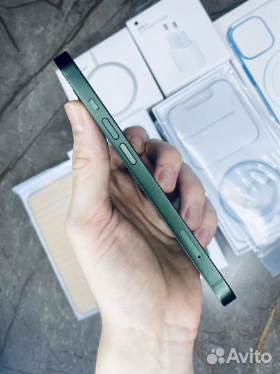 iPhone 13, 128 ГБ