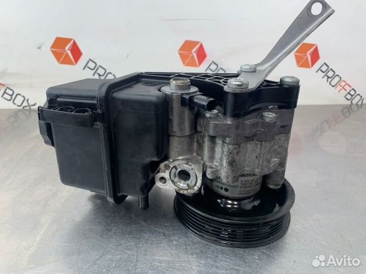 Насос гидроусилителя руля Mercedes C-Class W204