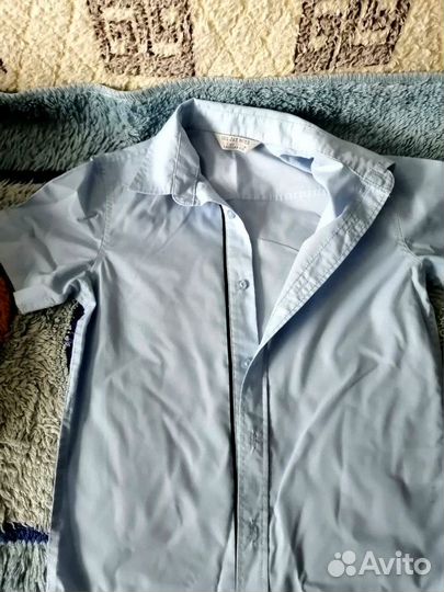 2 рубашки школьных с коротким рукавом 128