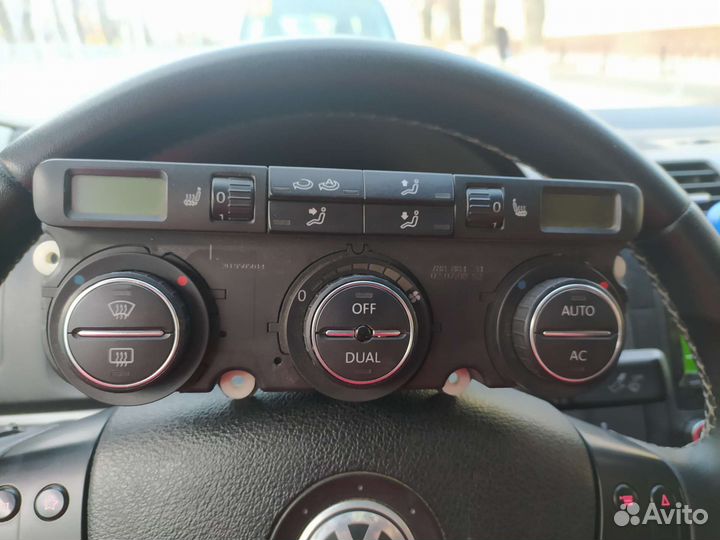 Блок управления климатом jetta