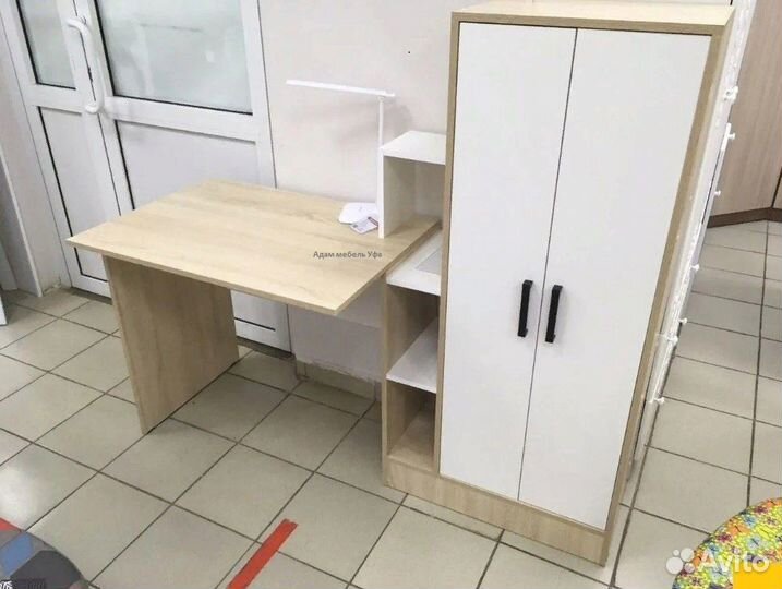 Письменный стол