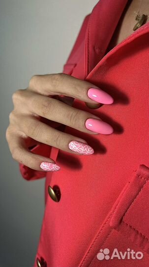 Маникюр, педикюр