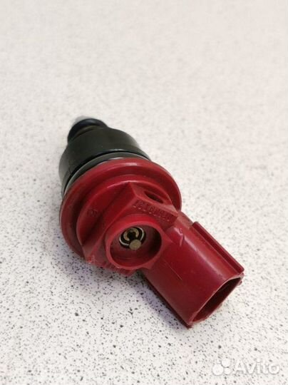 Форсунка топливная Nissan 300Zx B14U SR18DE