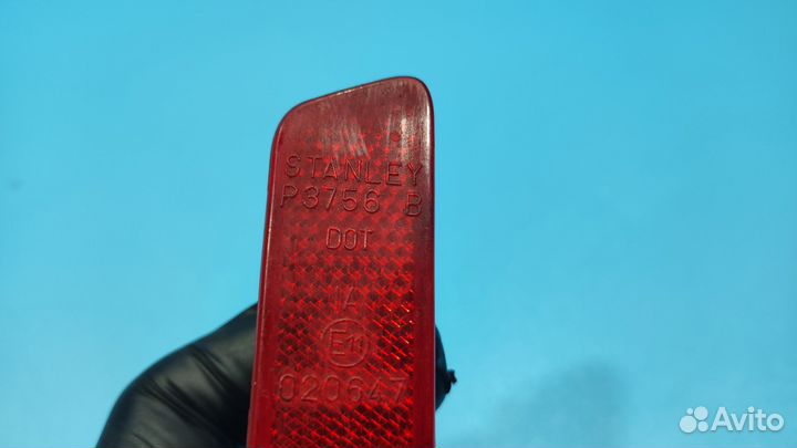 Катафот заднего бампера для Mazda 3 2003-2009