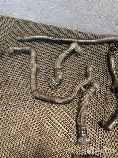 Трубка вентиляции Bentley Continental Flying Spur