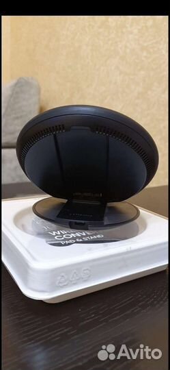 Беспроводное зарядное устройство Samsung