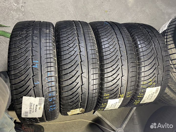 Michelin Pilot Alpin Radial XSE 235/45 R18 98V