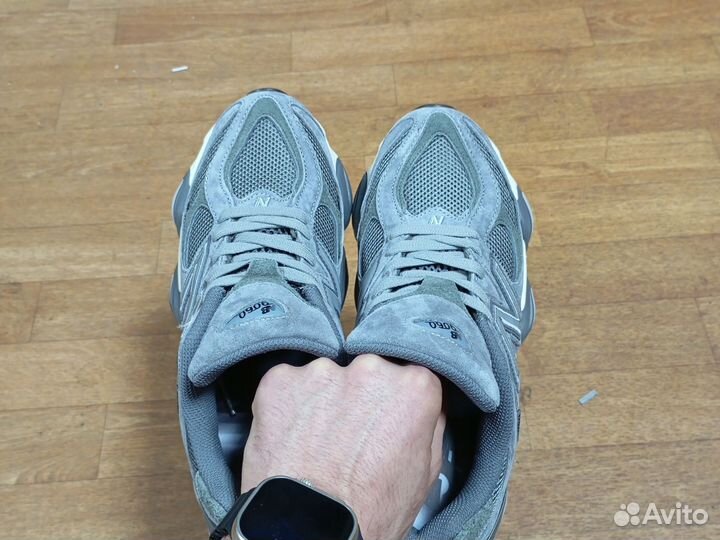 Кроссовки New balance 9060 цвет сером