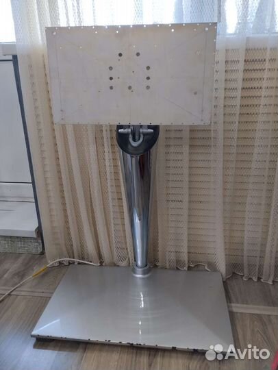 Стойка для телевизора