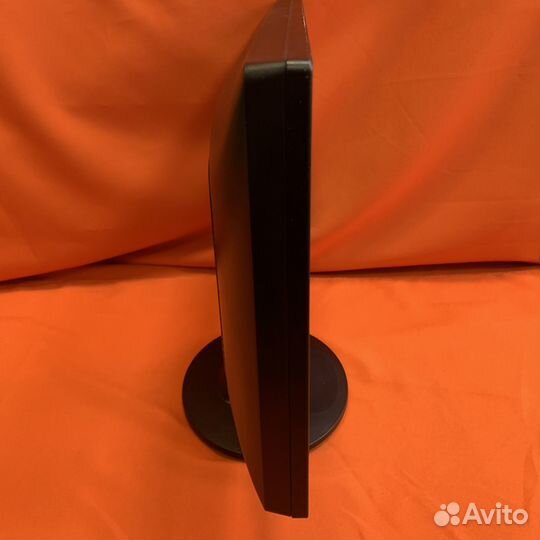 Надежный Монитор Lg / Интернет, фильмы, работа