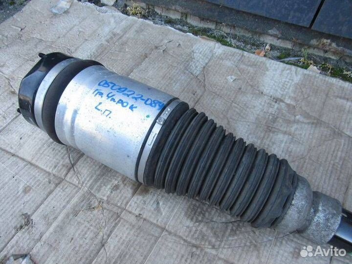 Пневмостойка передняя левая, Jeep Grand Cherokee WK2 рестайлинг 2016