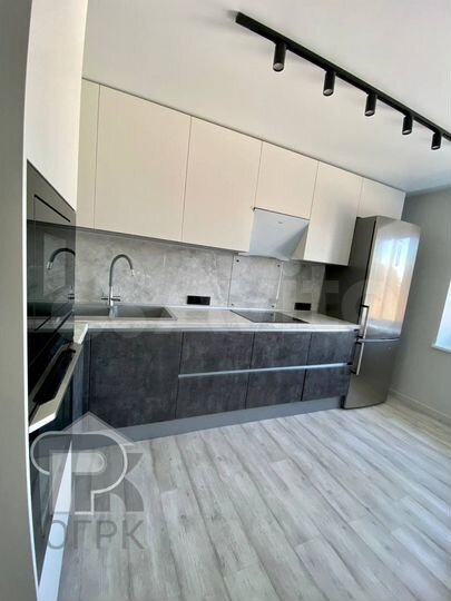 4-к. квартира, 107 м², 3/10 эт.