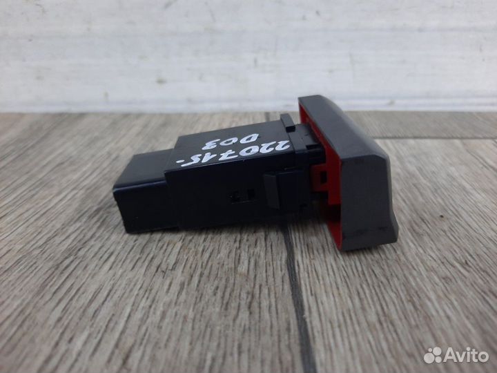 Кнопка аварийной сигнализации Accent