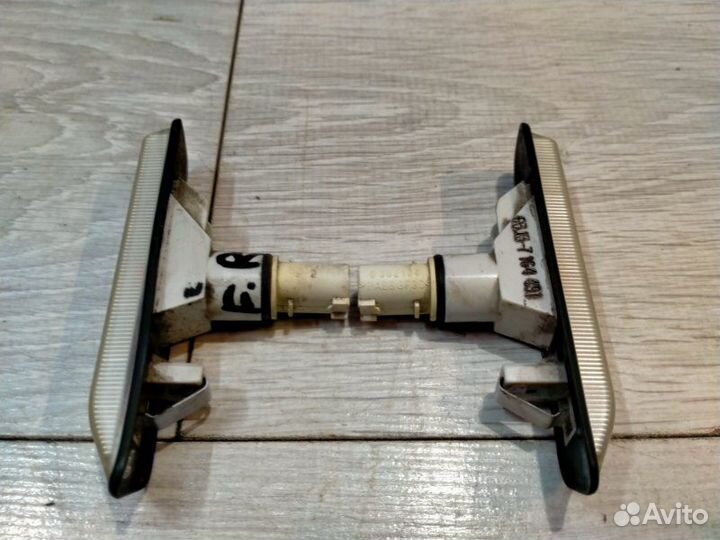 Поворотник в крыле Bmw X5 E53 M54B30 01/2004