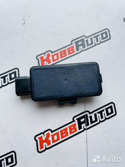 Устройство сверхширокополосной связи Genesis GV60