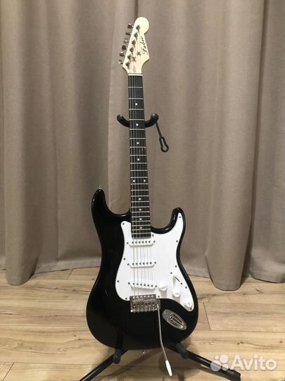 Электрогитара