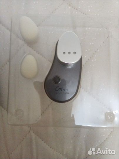 Подарок девушке для макияжа