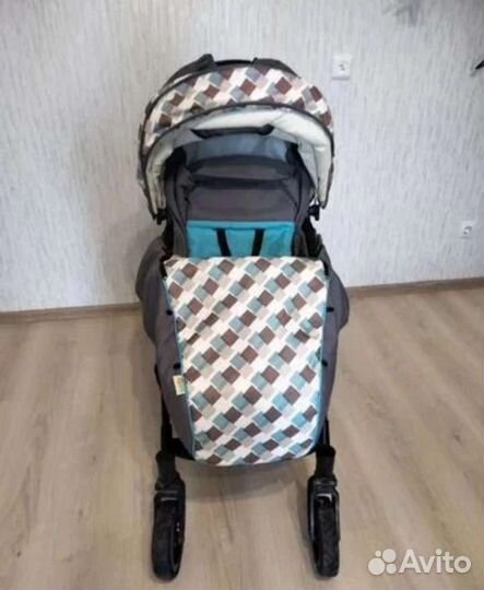 Прогулочная коляска Baby hit trewel air