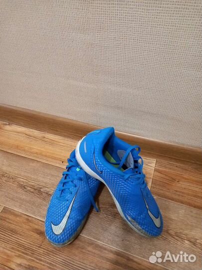 Футзалки nike