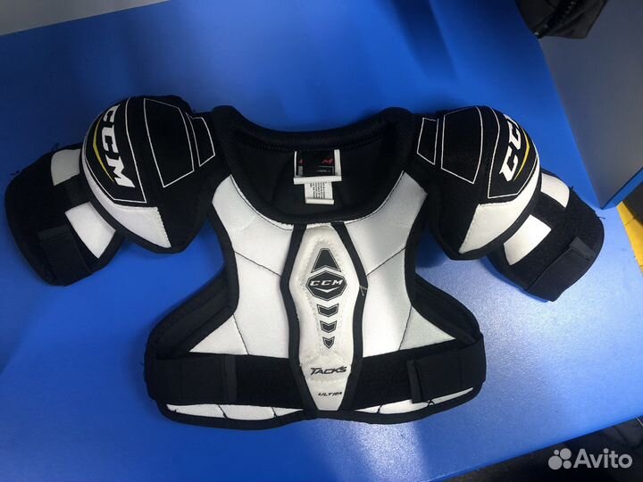 Нагрудник хоккейный детский