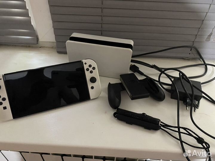 Nintendo switch Oled прошитый, 64-Гб+ Sd 64Гб