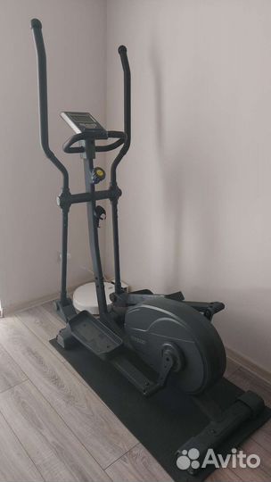 Эллиптический тренажер torneo