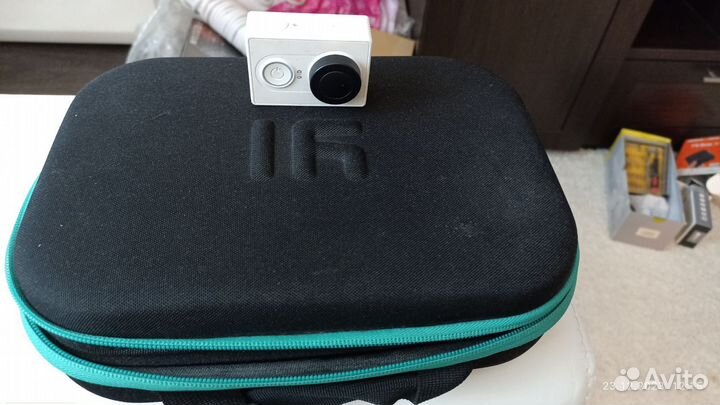 Экшен камера xiaomi yi