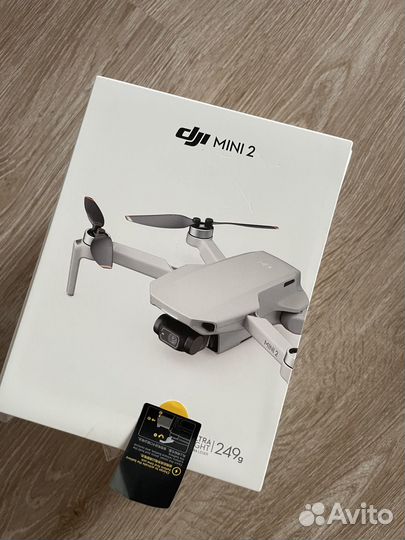 Квадрокоптер DJI Mini 2 Fly собран комбо