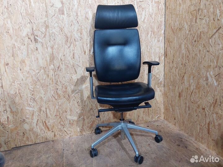 Кресло руководителя sidland artes